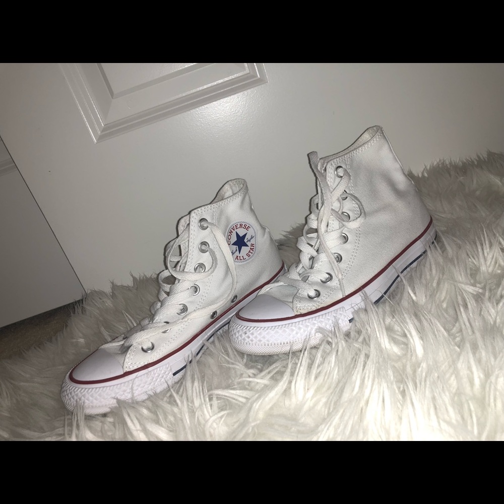 Unisex White Hightop All Star Converse